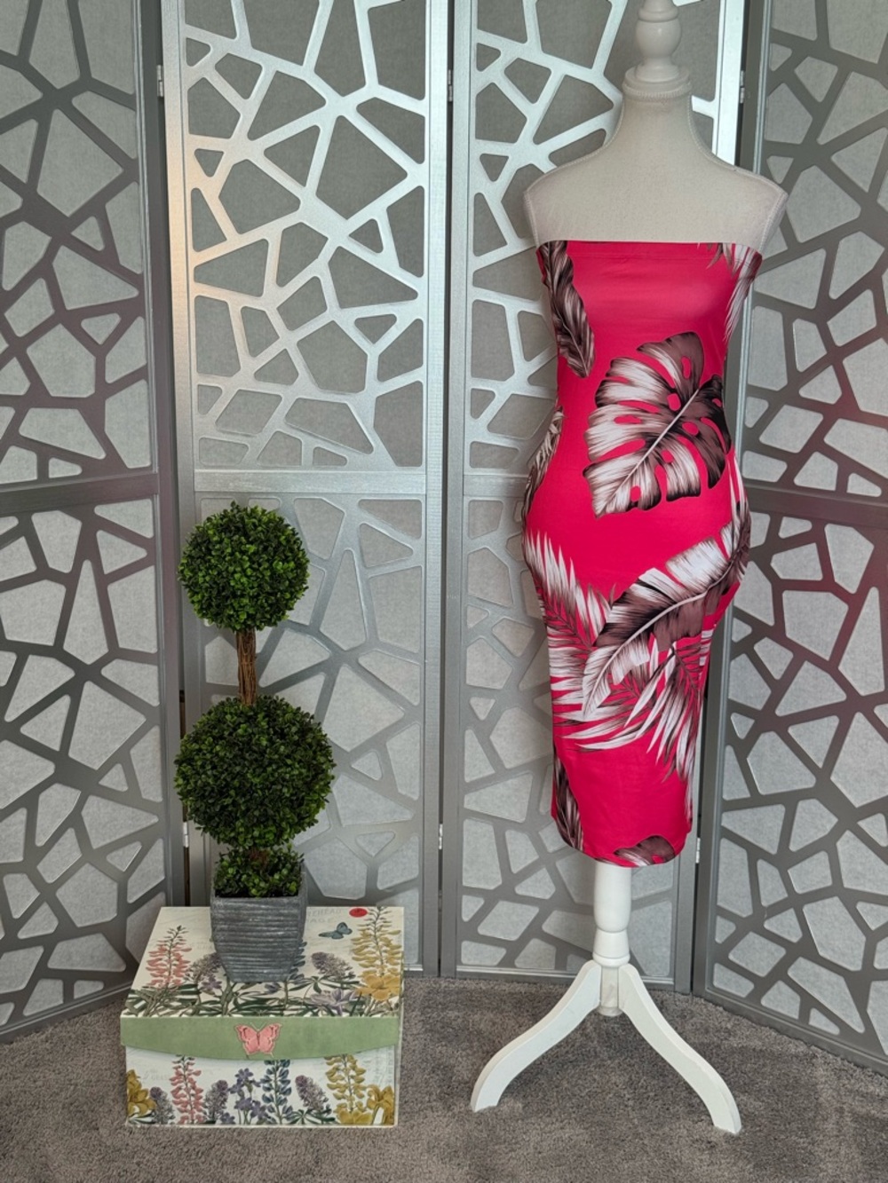 Fuchsia Tropical Print Strapless Sheath Dress